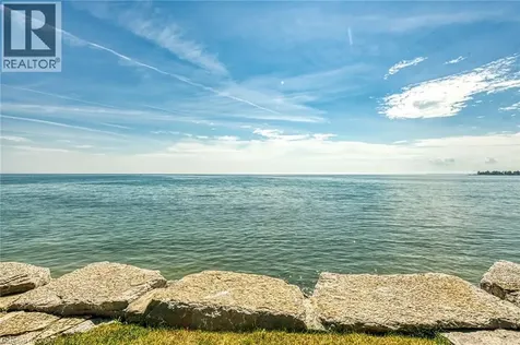 803 Sandy Bay Road Dunnville ON N1A 2W6