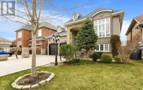 43 Donherb Crescent Caledon ON L7C 1E4