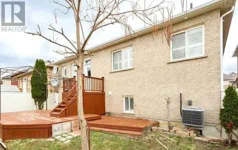 43 Donherb Crescent Caledon ON L7C 1E4
