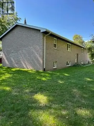 416 Gill Street Orillia ON L3V 4K6