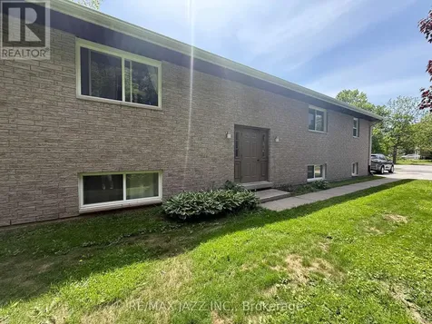 416 Gill Street Orillia ON L3V 4K6