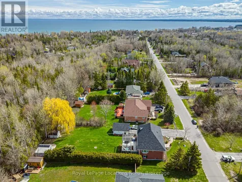 63 Broadview Street Collingwood ON L9Y 0X2