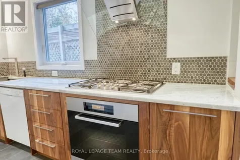 87 Guigues Avenue Ottawa ON K1N 5H8