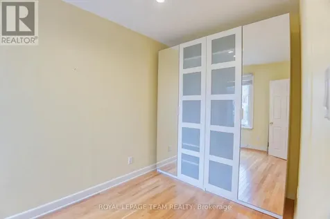 87 Guigues Avenue Ottawa ON K1N 5H8