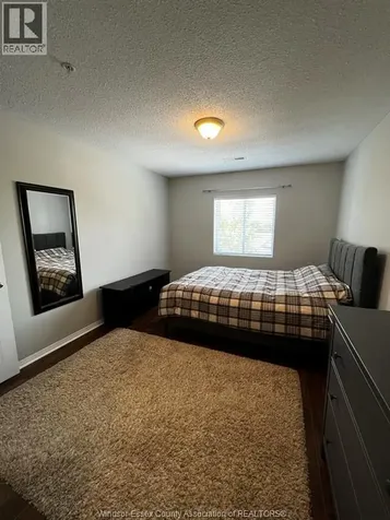 3160 Wildwood Windsor ON N8R 1Z3