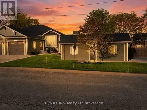 136 Maple Lane Tillsonburg ON N4G 2Y9