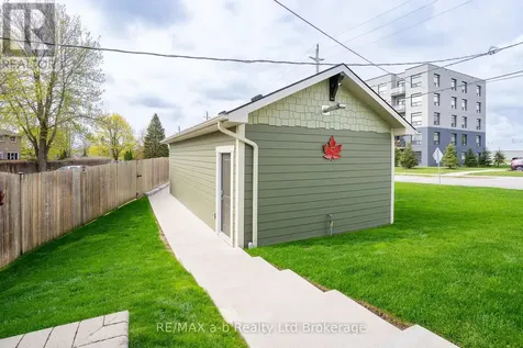 136 Maple Lane Tillsonburg ON N4G 2Y9