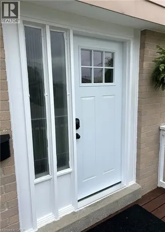 29 Woodlawn Avenue Brantford ON N3V 1A4