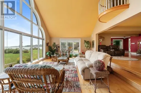 6239 59th Avenue South Glengarry ON K0C 1N0