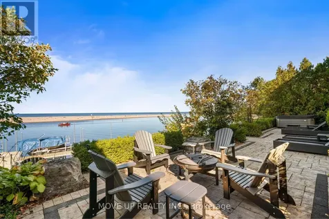 10 Hiawatha Avenue Wasaga Beach ON L9Z 2L9
