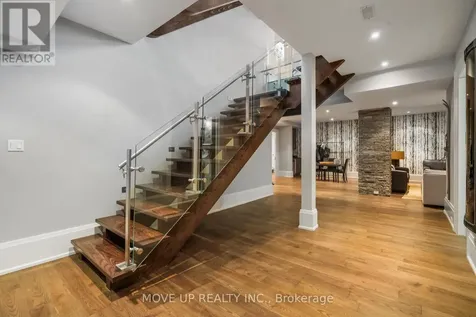 10 Hiawatha Avenue Wasaga Beach ON L9Z 2L9