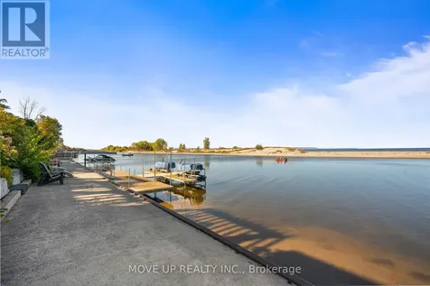 10 Hiawatha Avenue Wasaga Beach ON L9Z 2L9