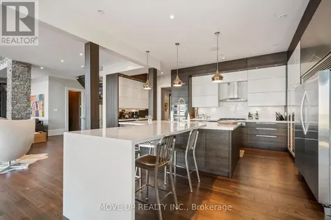 10 Hiawatha Avenue Wasaga Beach ON L9Z 2L9