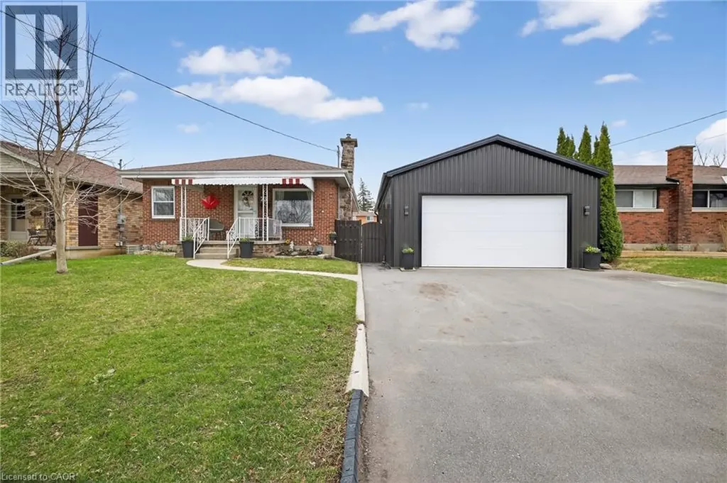 73 Avondale Street Brantford ON N3S 4M1