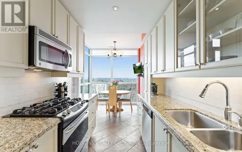 1055 Southdown Road Mississauga (clarkson) ON L5J 0A3