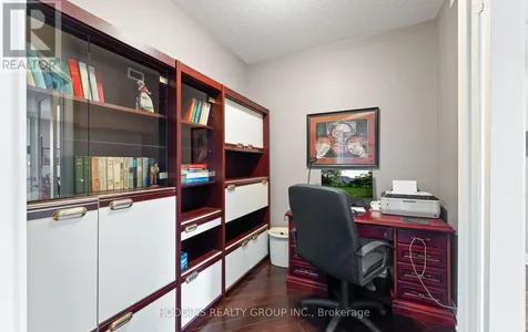 1055 Southdown Road Mississauga (clarkson) ON L5J 0A3