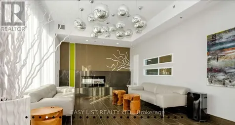 118 Holmwood Avenue Ottawa ON K1S 5J5
