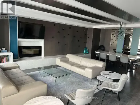 118 Holmwood Avenue Ottawa ON K1S 5J5