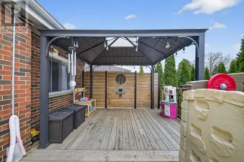 73 Avondale Street Brantford ON N3S 4M1