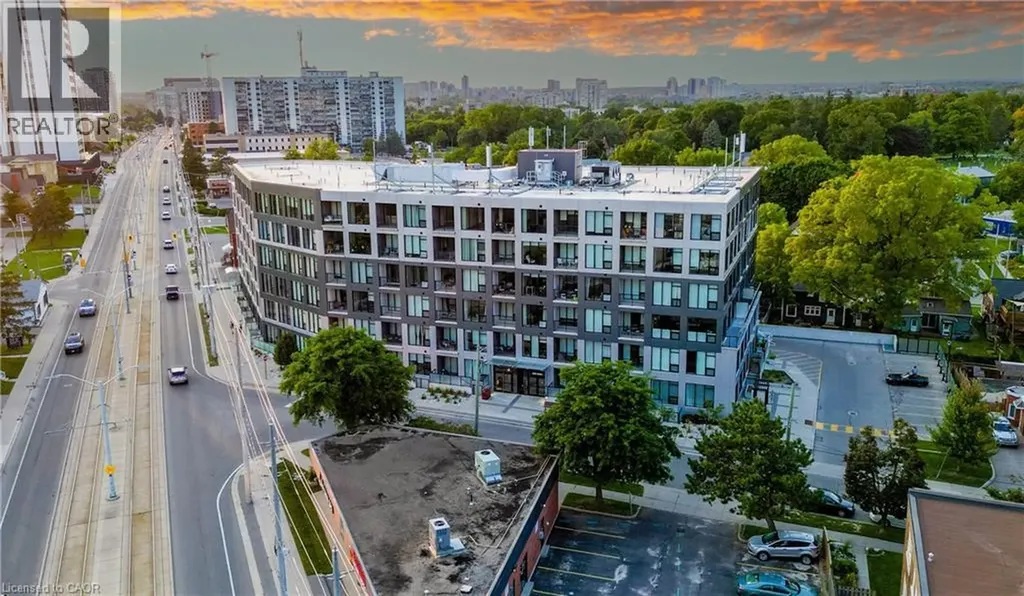 690 King Street West Kitchener ON N2G 0B9
