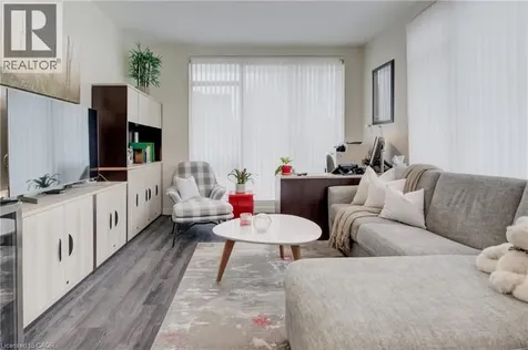 690 King Street West Kitchener ON N2G 0B9