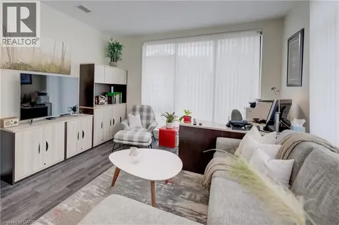 690 King Street West Kitchener ON N2G 0B9