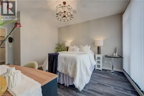 690 King Street West Kitchener ON N2G 0B9
