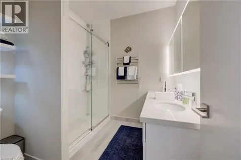 690 King Street West Kitchener ON N2G 0B9