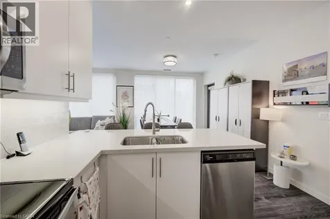 690 King Street West Kitchener ON N2G 0B9
