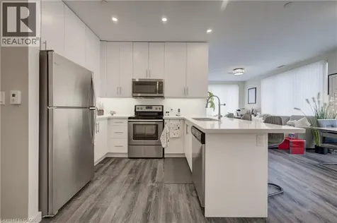 690 King Street West Kitchener ON N2G 0B9