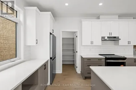 1169 Moore Street Brockville ON K6V 0H1