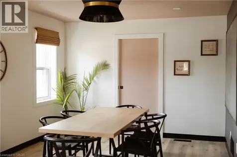 134 London Street South Hamilton ON L8K 2G5