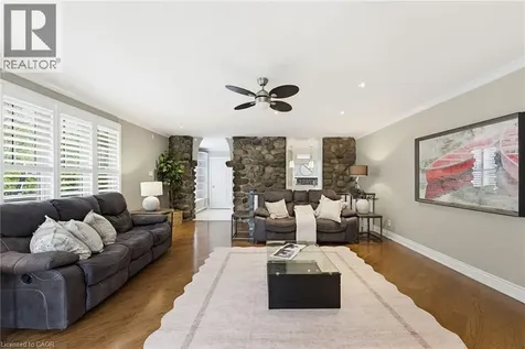 3083 Lakeshore Road Burlington ON L7N 1A3