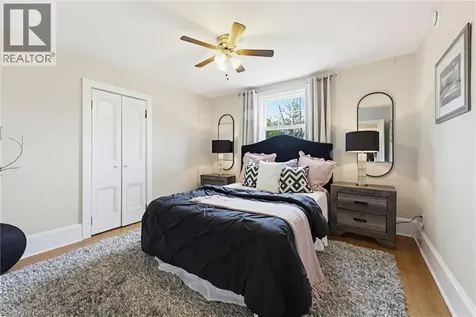 3083 Lakeshore Road Burlington ON L7N 1A3