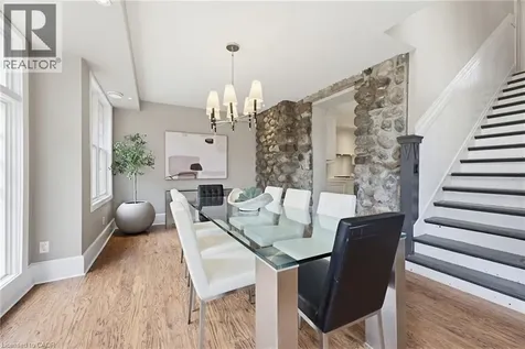 3083 Lakeshore Road Burlington ON L7N 1A3