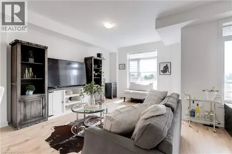 590 North Service Road Hamilton ON L8E 5A6