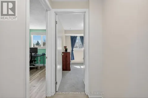 1389 Palmerston Drive Ottawa ON K1J 8N9