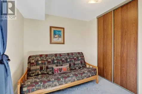 1389 Palmerston Drive Ottawa ON K1J 8N9