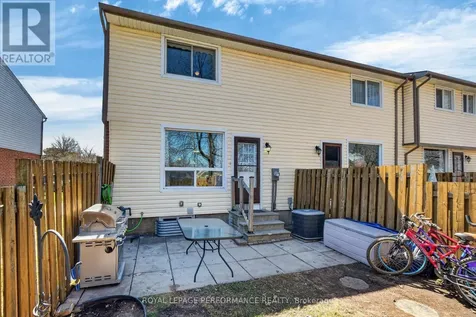 1389 Palmerston Drive Ottawa ON K1J 8N9