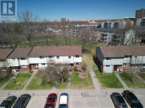 1389 Palmerston Drive Ottawa ON K1J 8N9