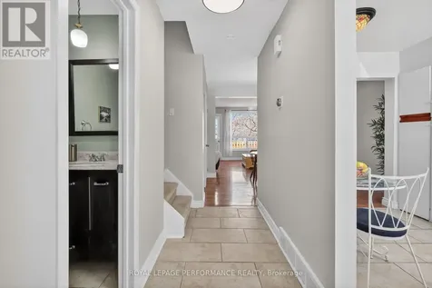 1389 Palmerston Drive Ottawa ON K1J 8N9
