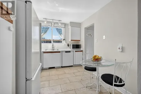 1389 Palmerston Drive Ottawa ON K1J 8N9