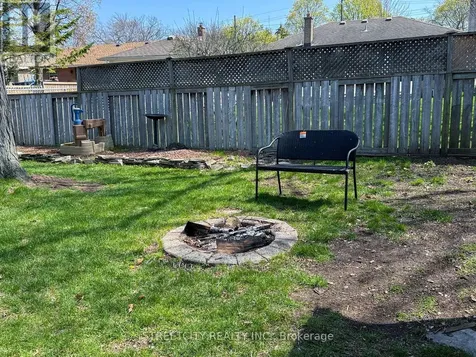 1508 Len Avenue Sarnia ON N7S 3N1