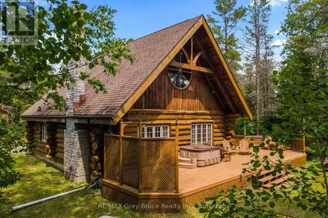 12 Scugog Lane Northern Bruce Peninsula ON N0H 2R0