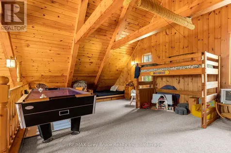12 Scugog Lane Northern Bruce Peninsula ON N0H 2R0