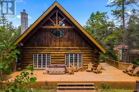 12 Scugog Lane Northern Bruce Peninsula ON N0H 2R0