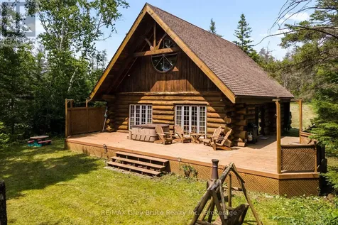 12 Scugog Lane Northern Bruce Peninsula ON N0H 2R0