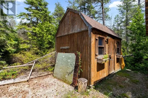 12 Scugog Lane Northern Bruce Peninsula ON N0H 2R0