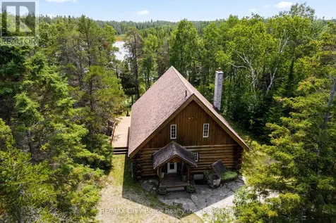 12 Scugog Lane Northern Bruce Peninsula ON N0H 2R0