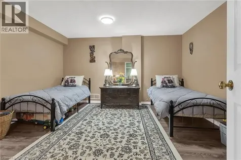 513 Nova Scotia Court Woodstock ON N4S 8Z3